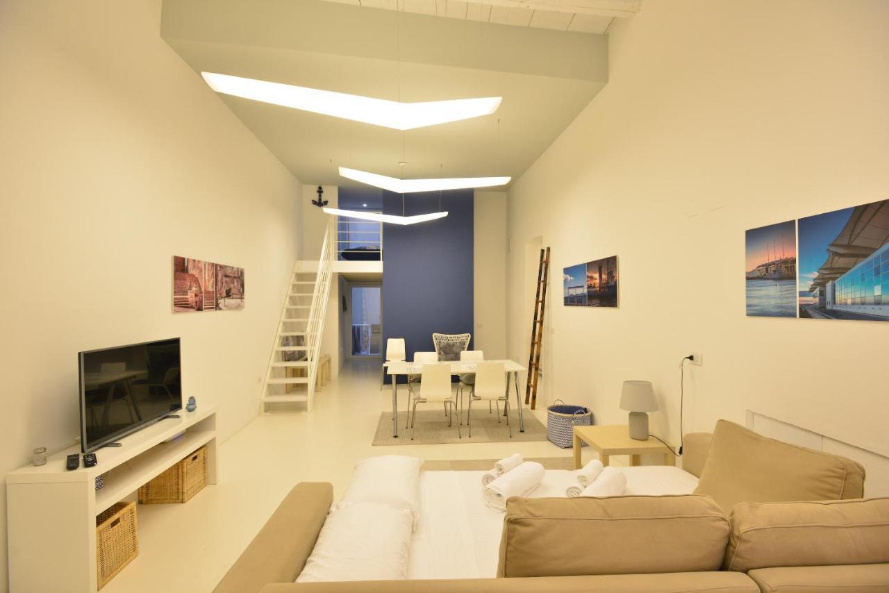 Izzhome Loft 84 Κάλιαρι Εξωτερικό φωτογραφία