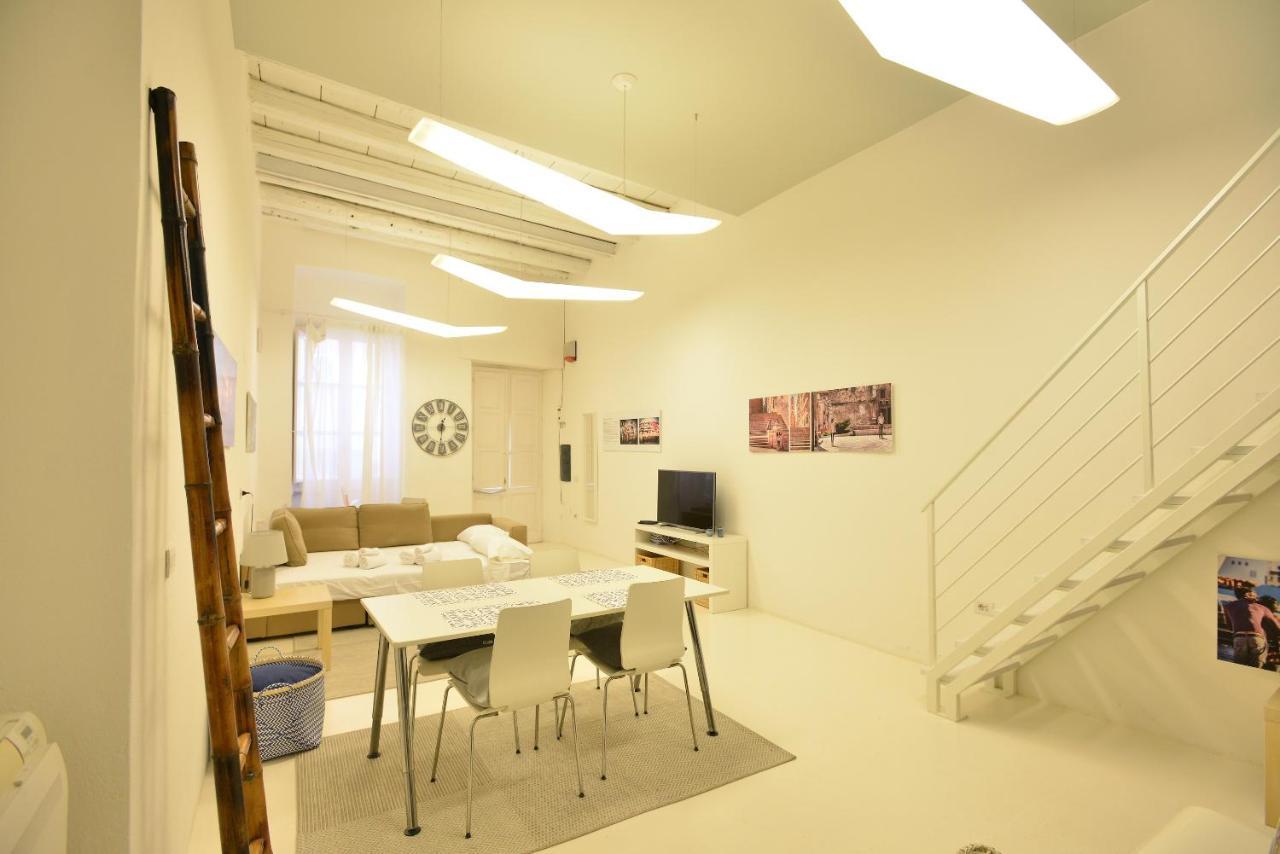 Izzhome Loft 84 Κάλιαρι Εξωτερικό φωτογραφία